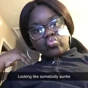 Meet your Posher, Deshuna